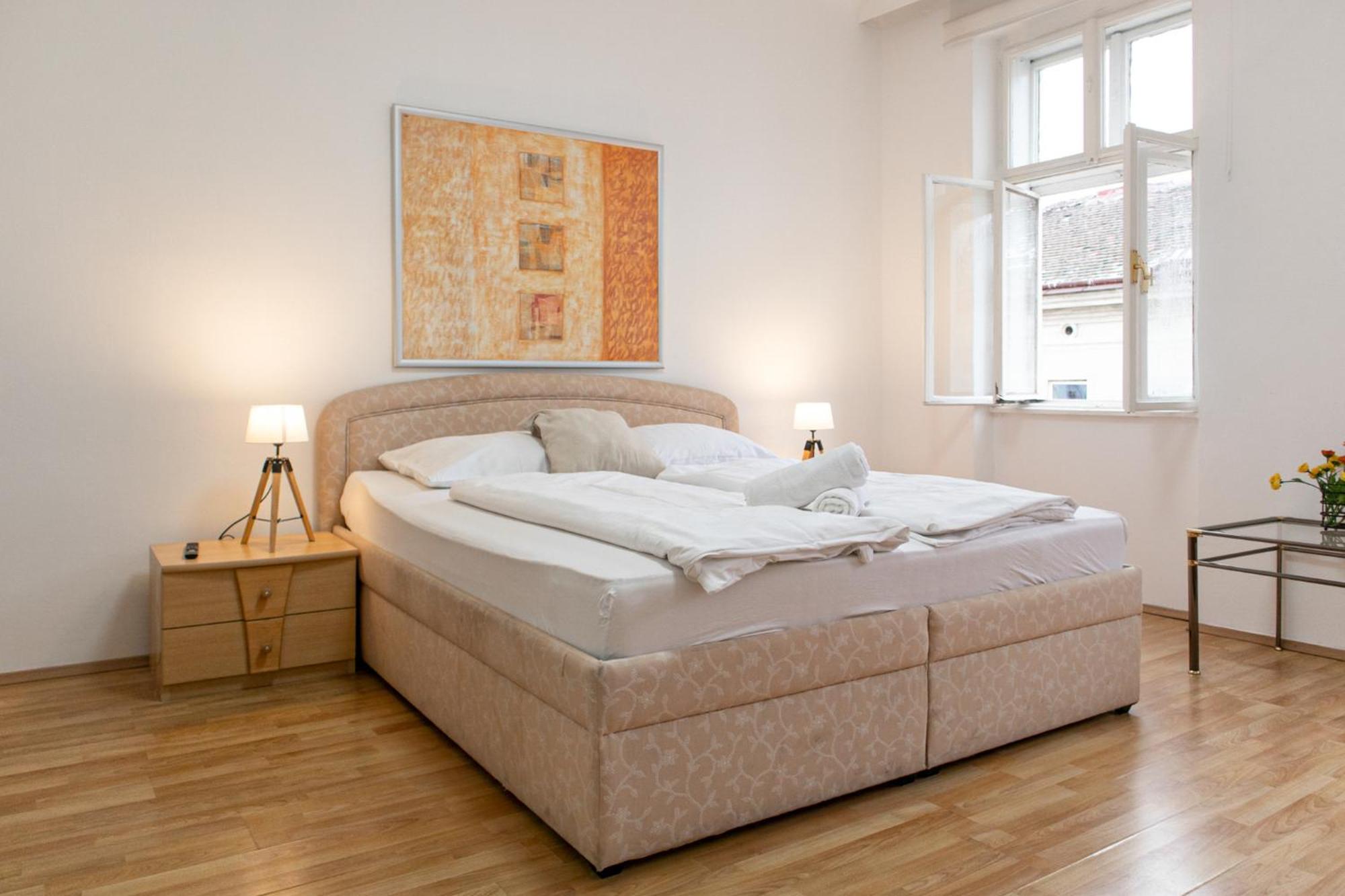 Budget City Stay - Near Wiener Stadthalle Ideal For Longstays Zewnętrze zdjęcie