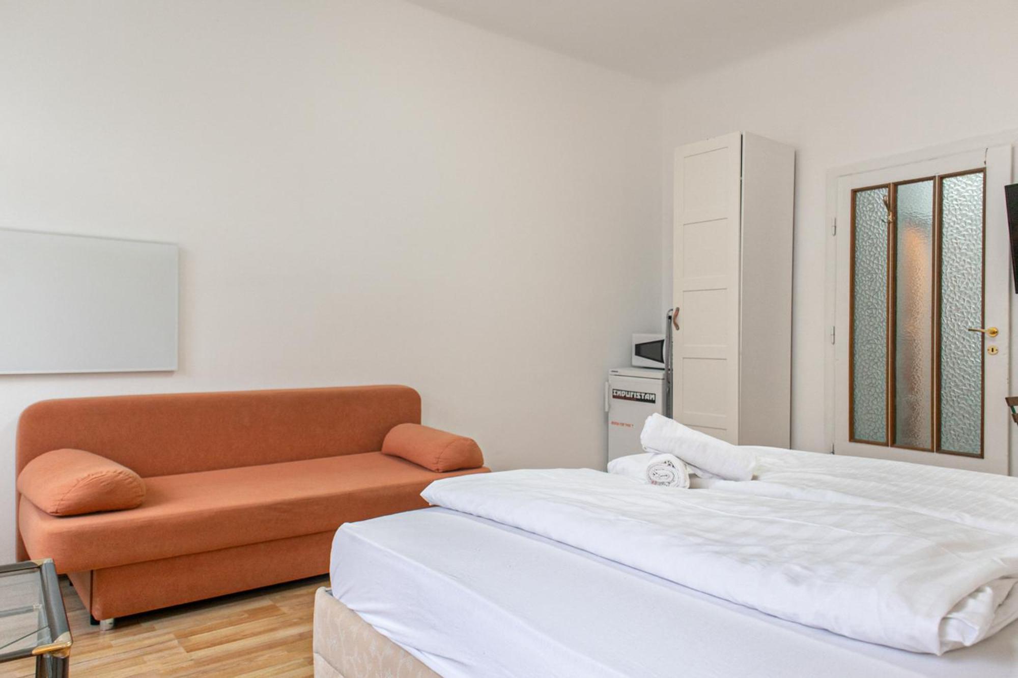 Budget City Stay - Near Wiener Stadthalle Ideal For Longstays Zewnętrze zdjęcie