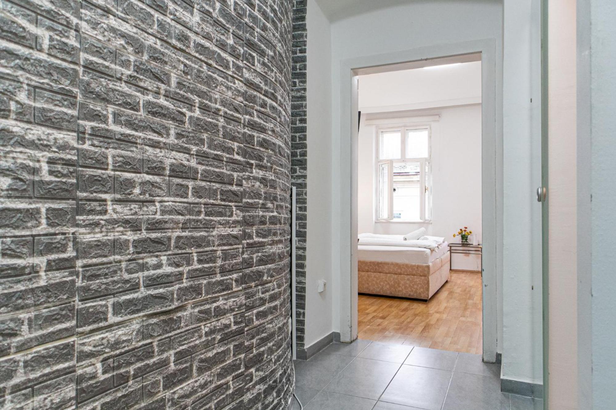 Budget City Stay - Near Wiener Stadthalle Ideal For Longstays Zewnętrze zdjęcie